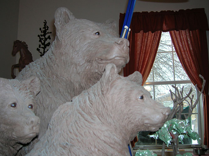 Grizzly bear bronze sculpture | www.donbeckbronzes.com